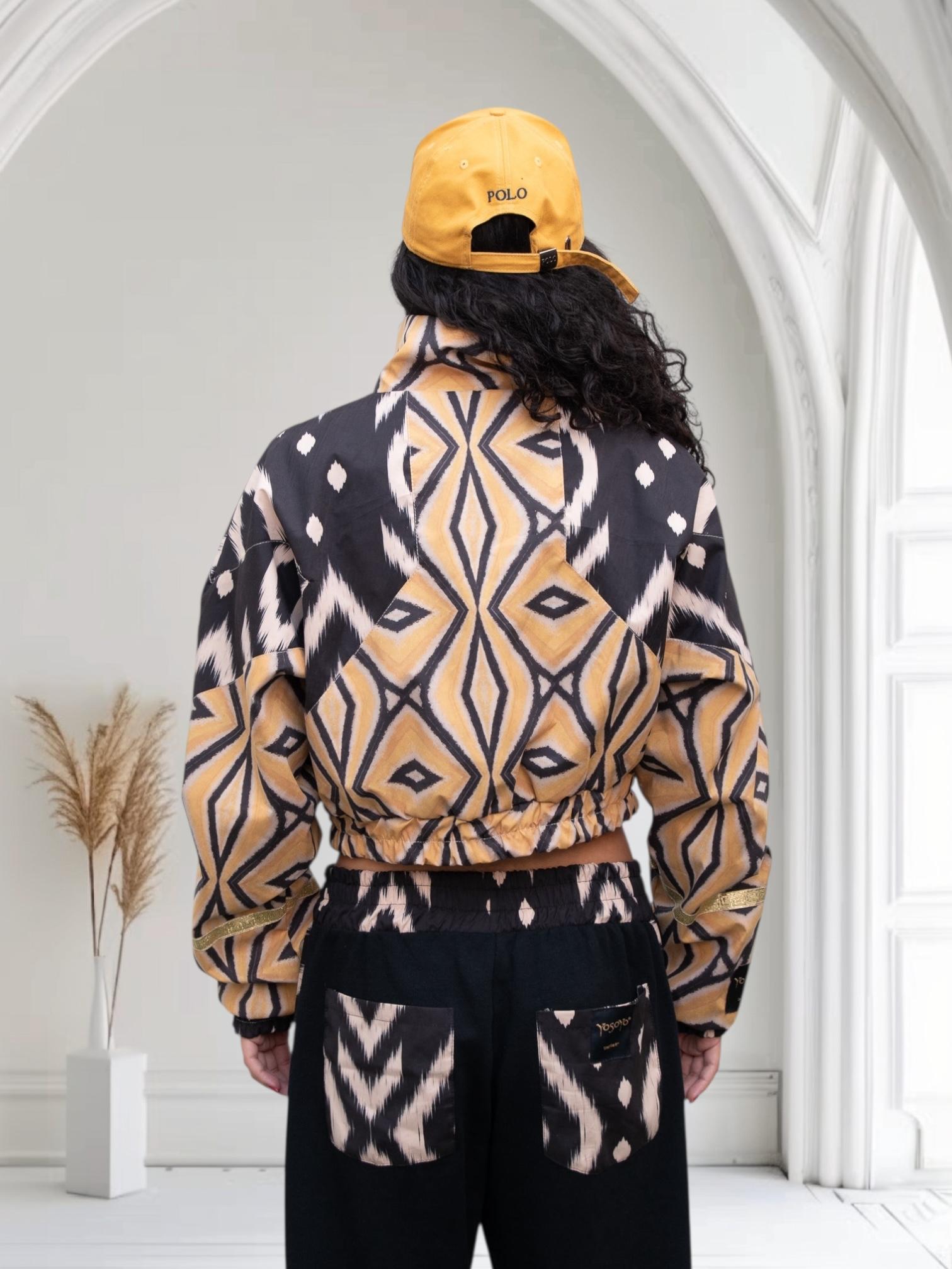 chaqueta-bad-bat-cropped-total-print-tactel-warm-1