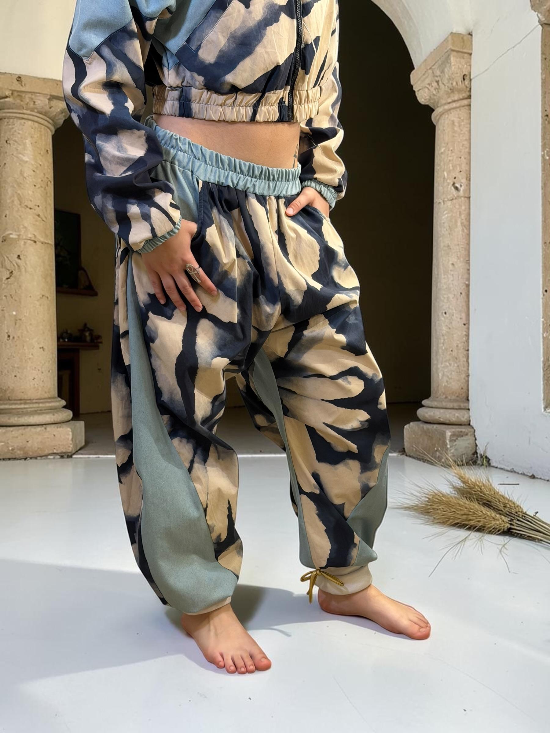 samurai-baggy-pants-warm-ink-flow-sand-indigo-1