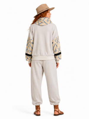 beige-diamond-horizon-short_sudadera-unisex-oversize_2