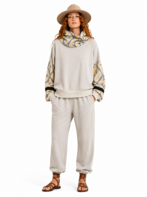 beige-diamond-horizon-short_sudadera-unisex-oversize_3