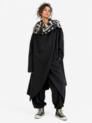 capa-black-cheyenne_capas-kimonos-y-kaftanes_3