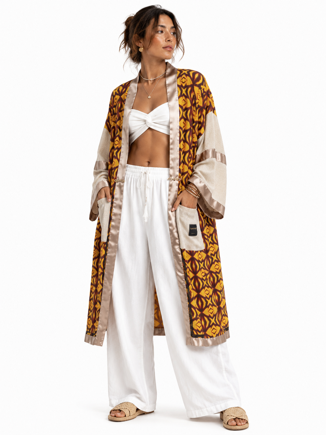 capa-elfica-golden-ritual_capas-kimonos-y-kaftanes_2