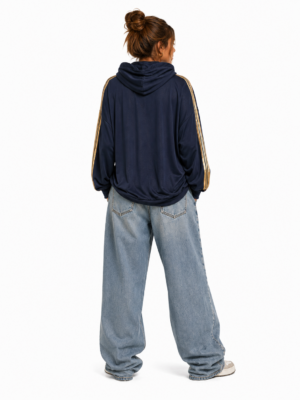 dark-blue-gold_sudadera-unisex-oversize_3