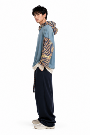 light-blue-zebra_sudadera-unisex-oversize_3