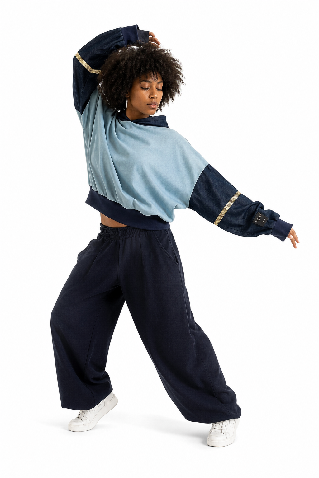 light-blue_sudadera-unisex-oversize_1