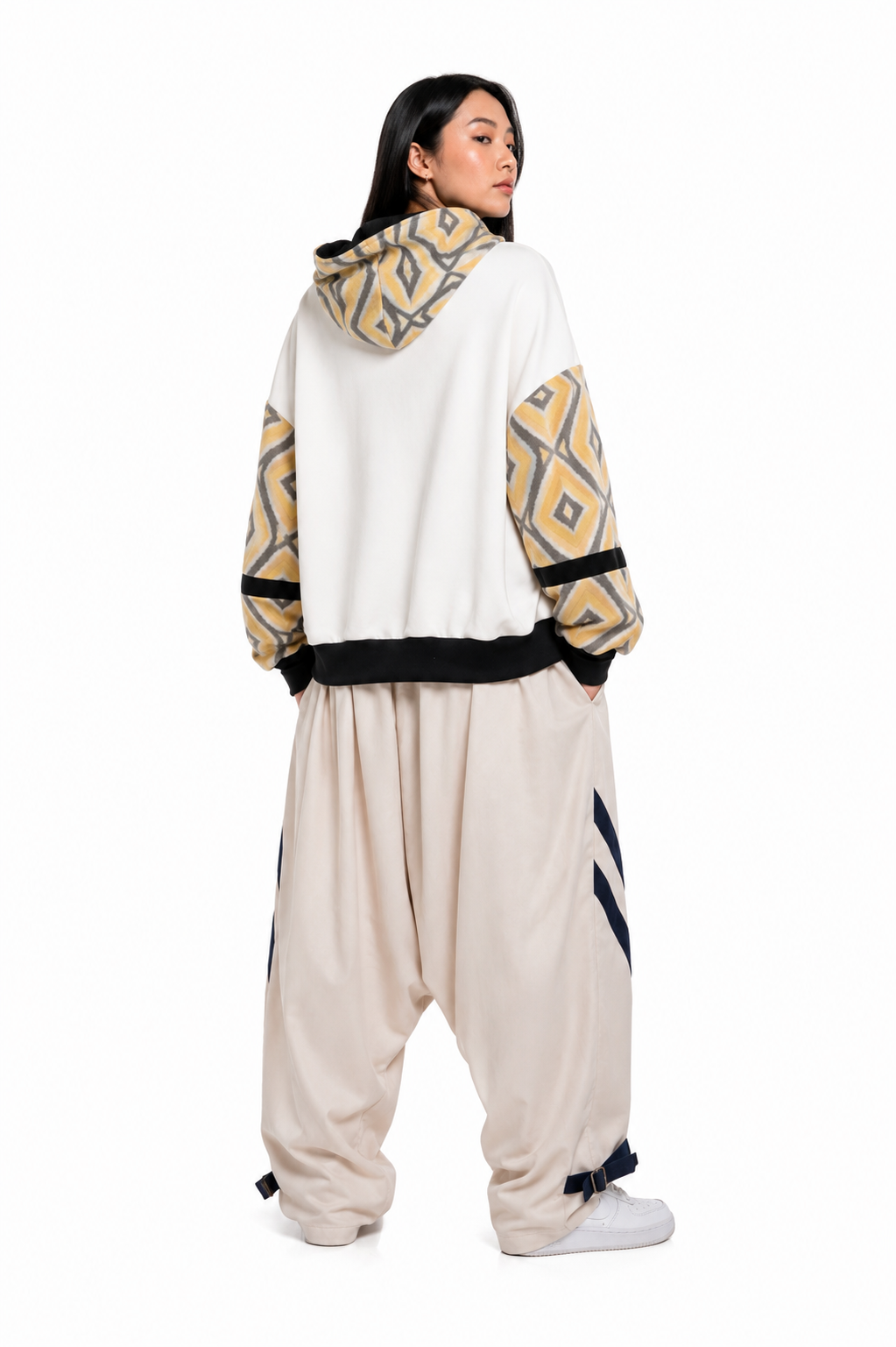 marfil-diamond_sudadera-unisex-oversize_1