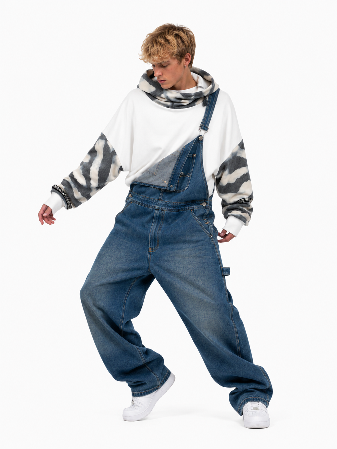 white-blue-tie-dye_sudadera-unisex-oversize_1