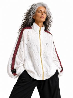 white-broderie-fuchsia_chaqueta-unisex-oversize_2