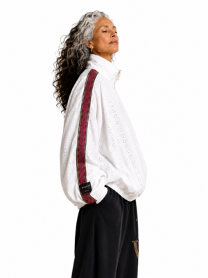 white-broderie-fuchsia_chaqueta-unisex-oversize_4